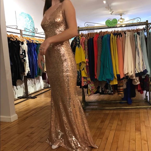 Prom dress!! - Picture 1 of 3